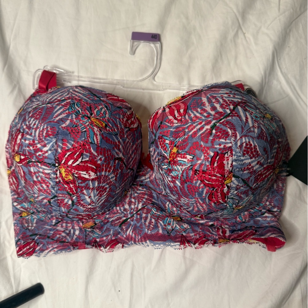 Floral Lace Bra with Red and Blue‎ Accents